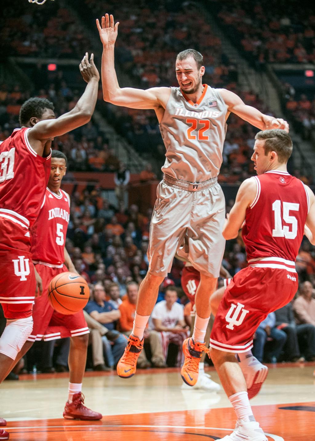 Ferrell Helps Indiana Zoom Past Struggling Illini Men S College