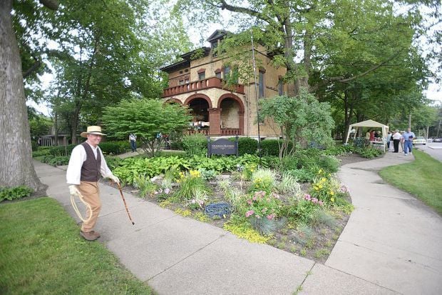 Vrooman Mansion