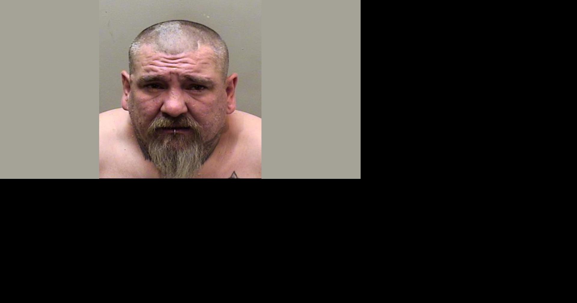 Bloomington man pleads guilty to domestic battery
