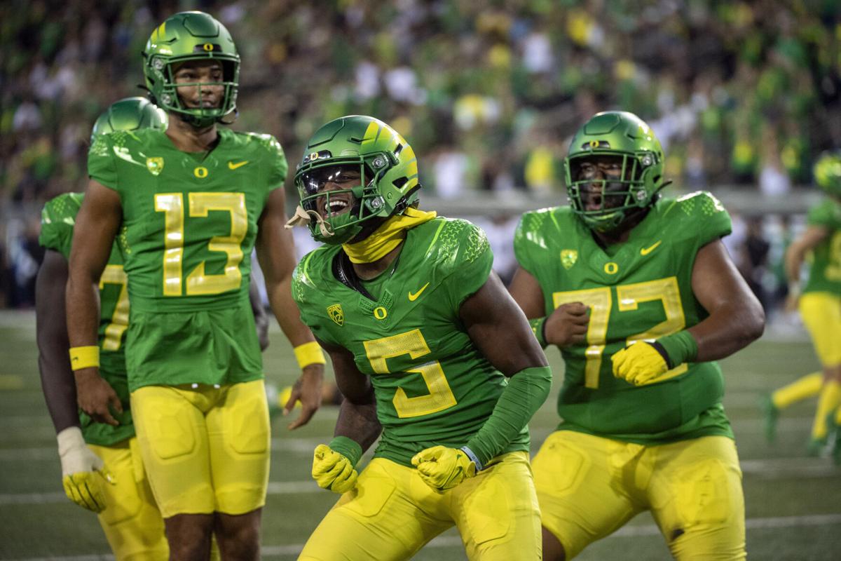 Ducks win Pac-12 opener over No. 13 UCLA - University of Oregon Athletics