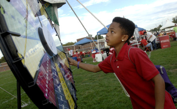 092714-blm-loc-tailgate