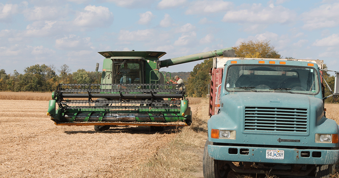 For farms across Midwest, good help getting harder to find