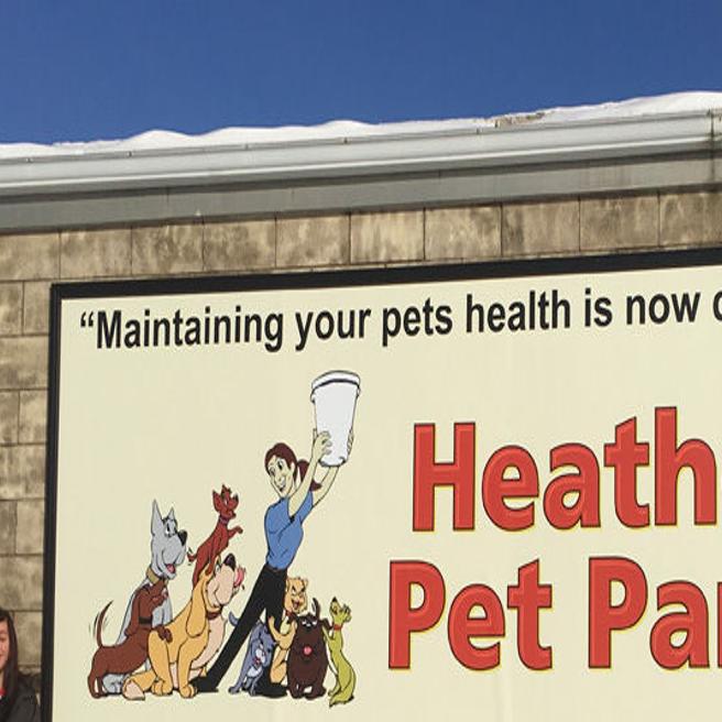 Pet Store Sets Down In Roanoke News Pantagraph Com