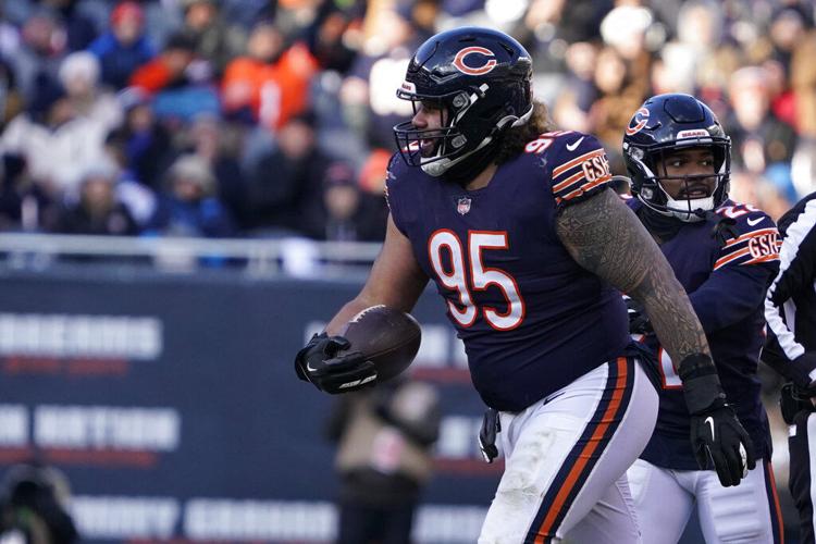 Quinn didn't want full credit after breaking Dent's Chicago Bears record  for sacks in a season