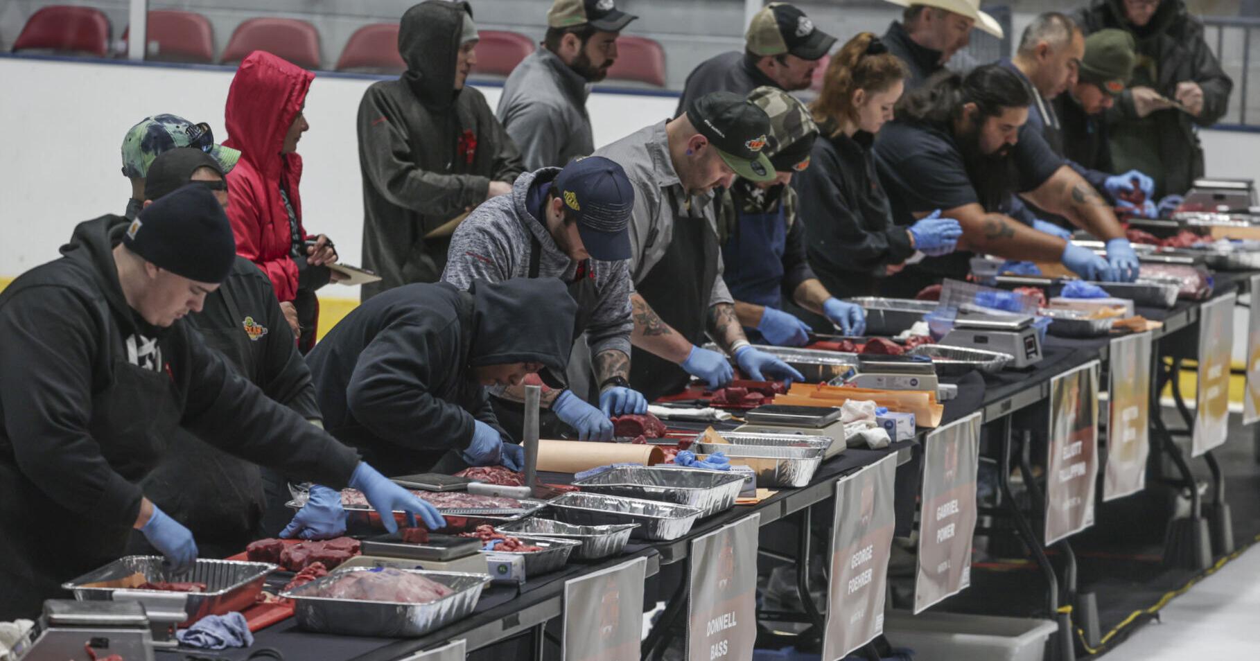 Meat cutters compete for best cuts, time in Bloomington - Vimarsana News
