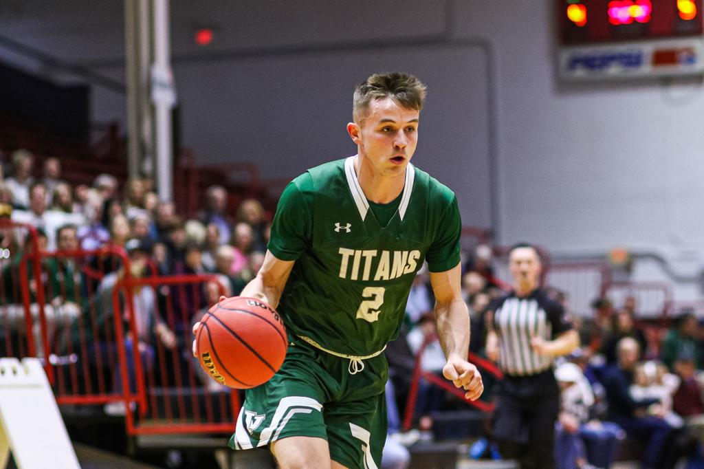 Peter Lambesis Scores Career High 28 Points As Illinois Wesleyan