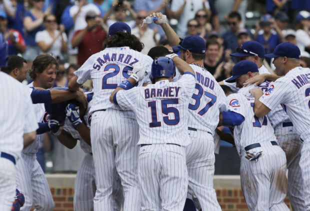 Soriano, Rizzo hit back-to-back HRs in Cubs win