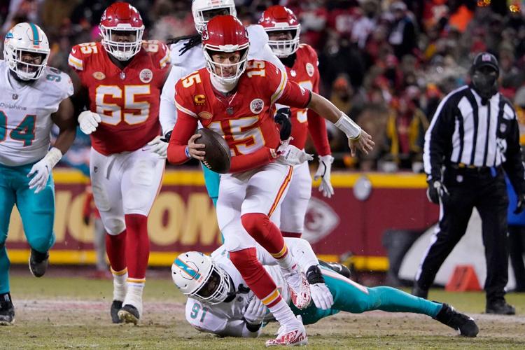 Mahomes leads Chiefs to WC win in near-record low temps