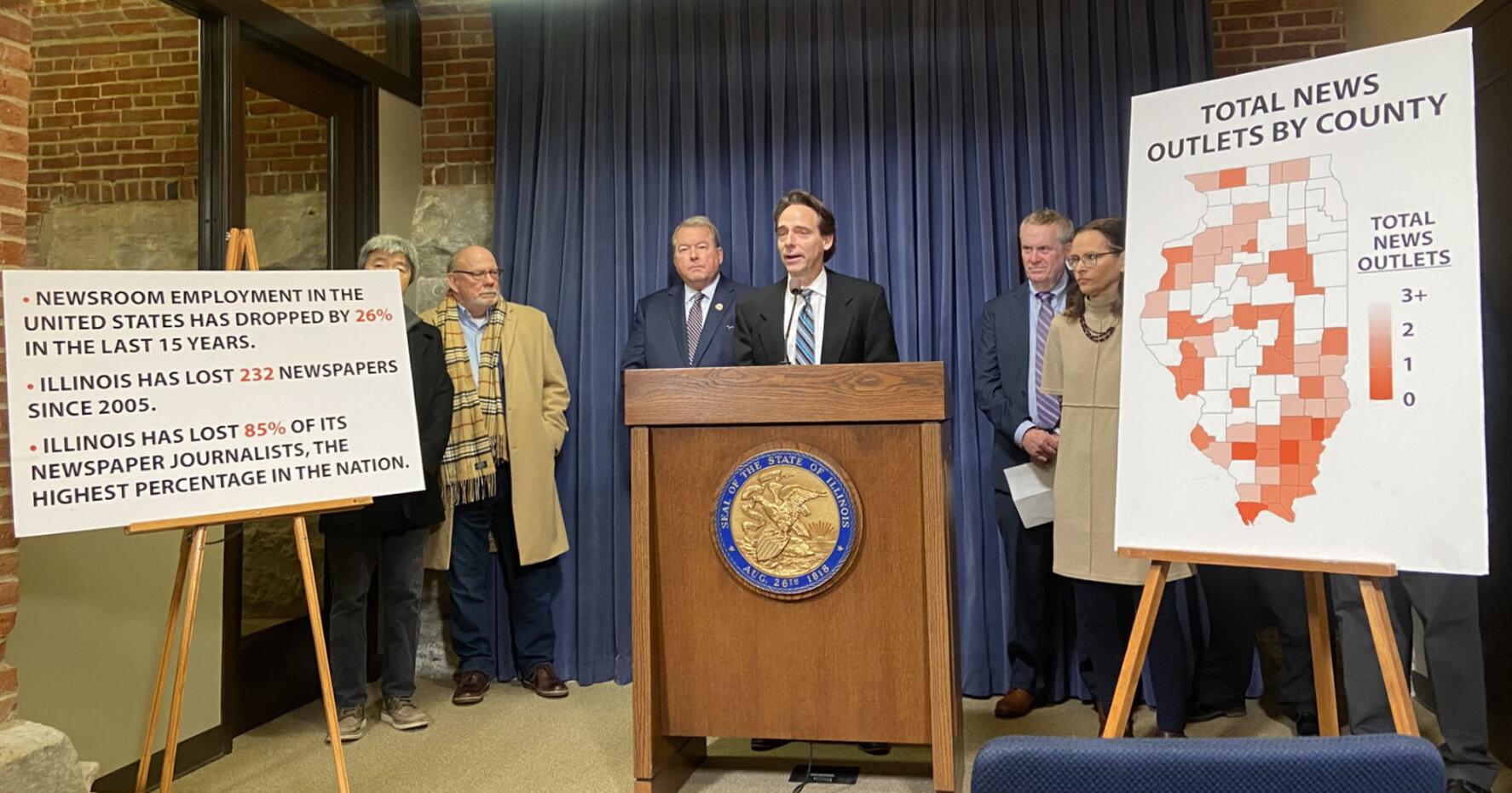Panel suggests legislative measures to reverse journalism decline in Illinois - Vimarsana News