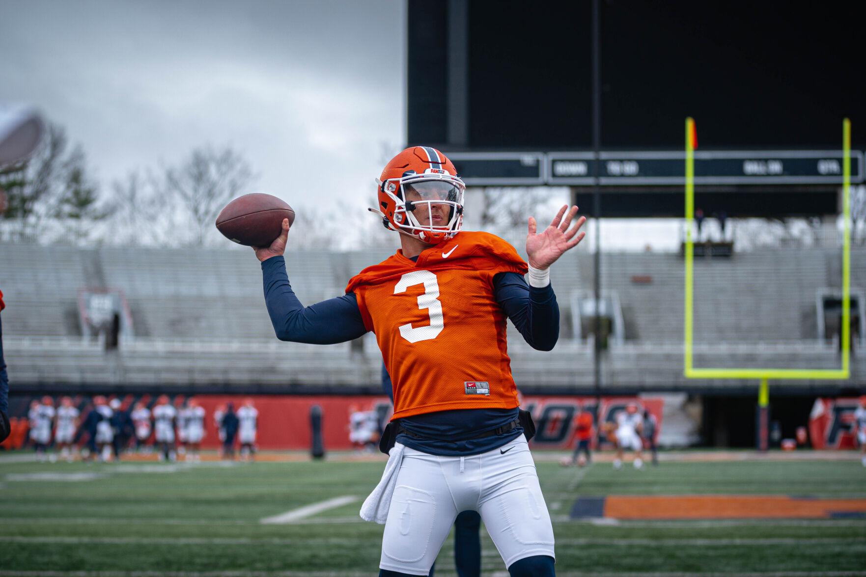 Illinois quarterback Tommy DeVito playing while mourning loss of
