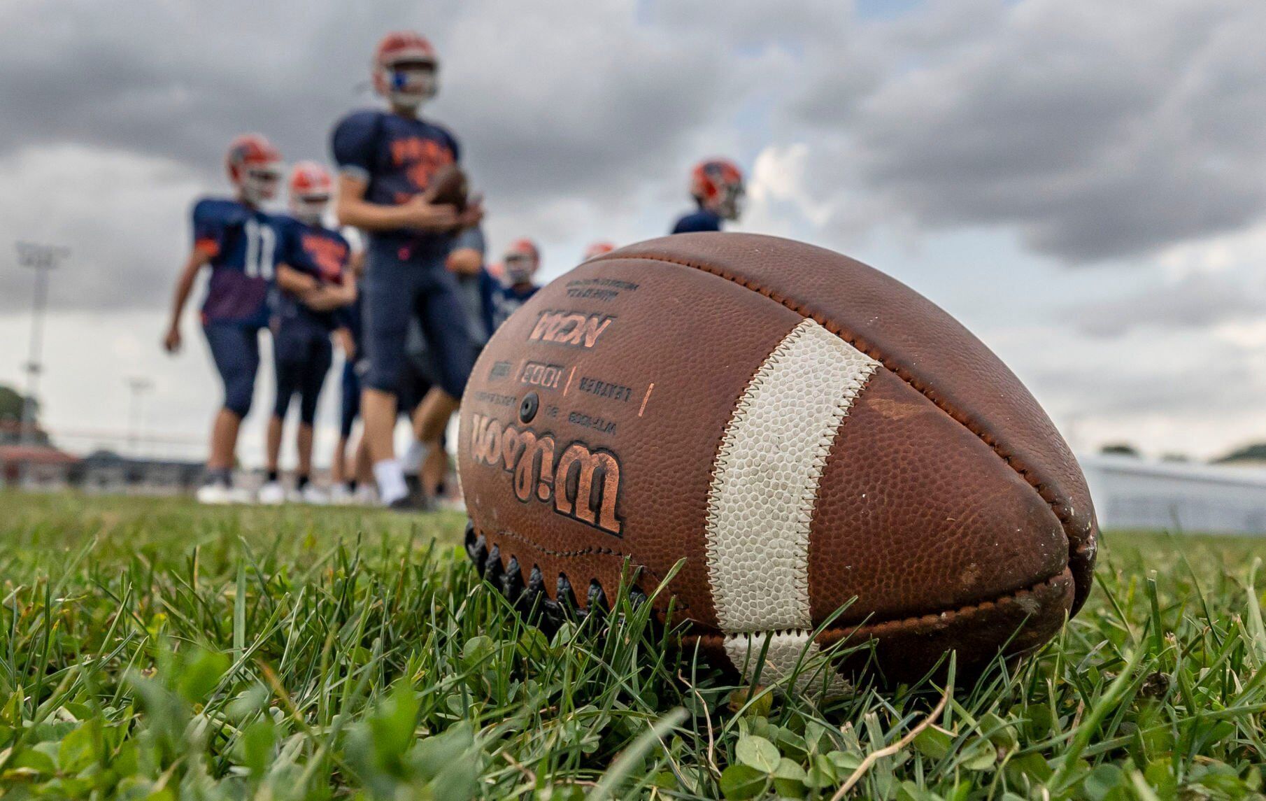 Week 8 football scores from throughout the Central Illinois area