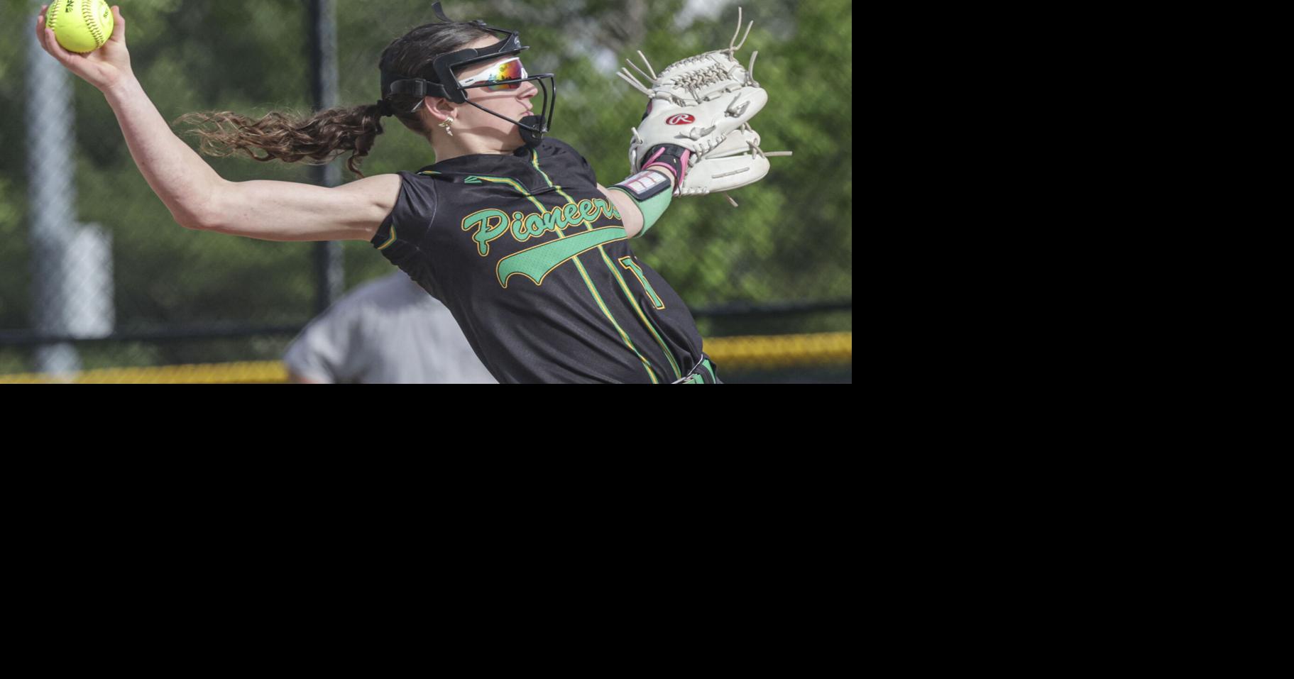 Photos: University High visits Central Catholic in Friday softball showdown