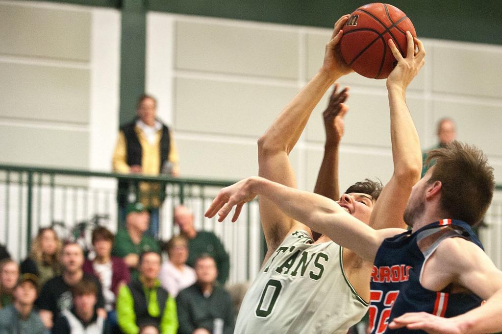 Illinois Wesleyan Basketball Team Sprints Past Carroll In Cciw Home Win Illinois Wesleyan Pantagraph Com
