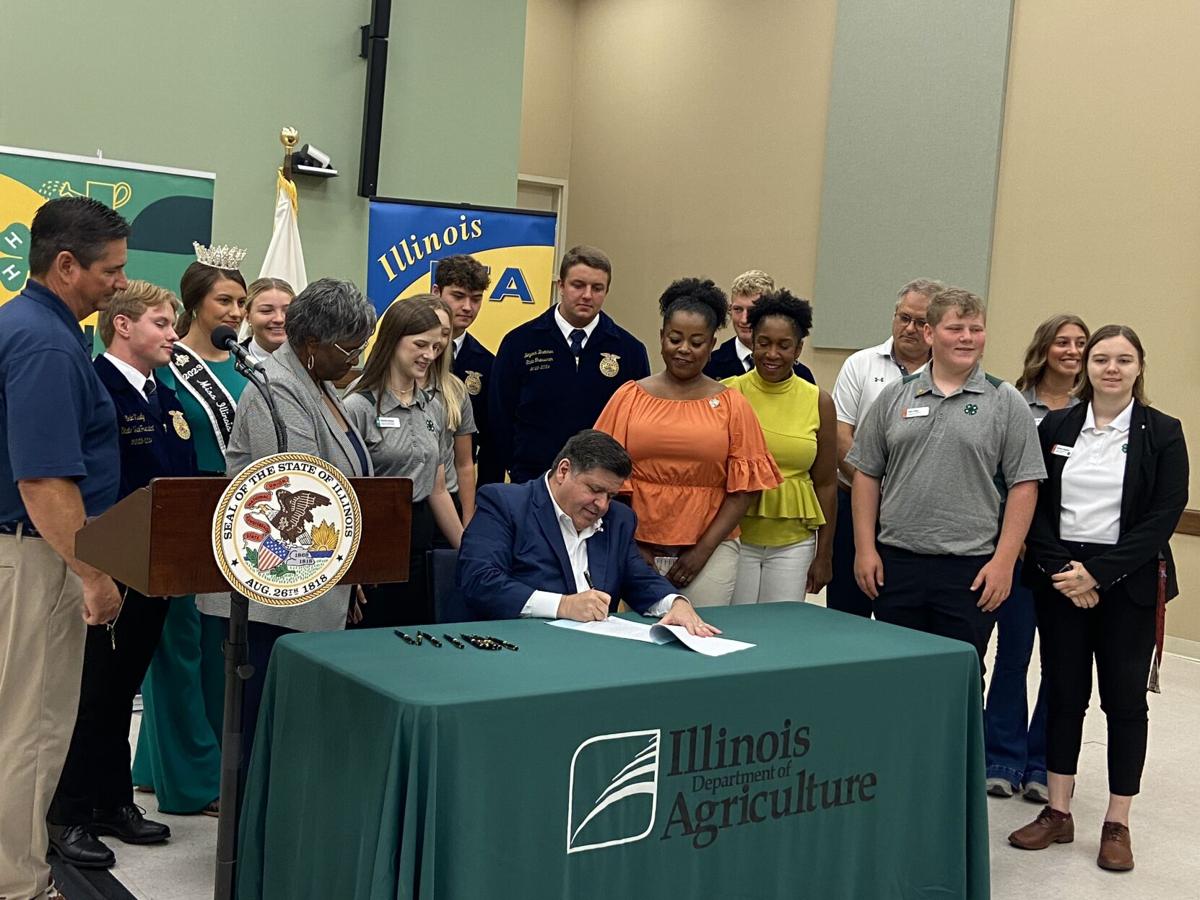 Illinois paying FFA dues for ag education students, News