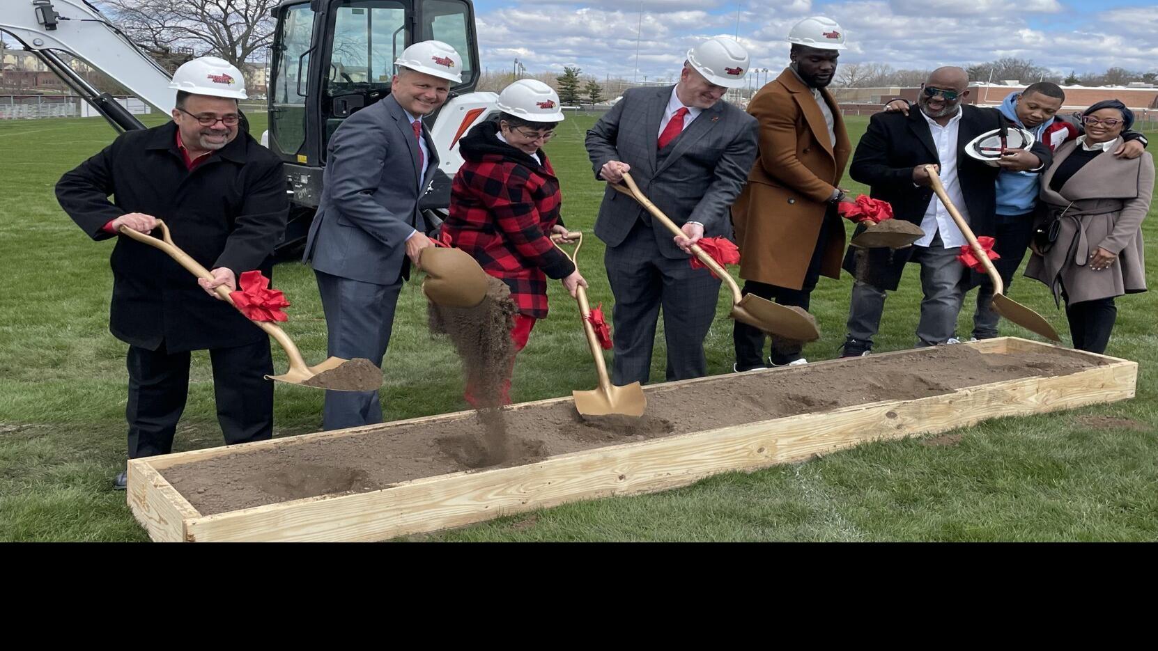 Watch now: Illinois State breaks ground on Indoor Practice Facility