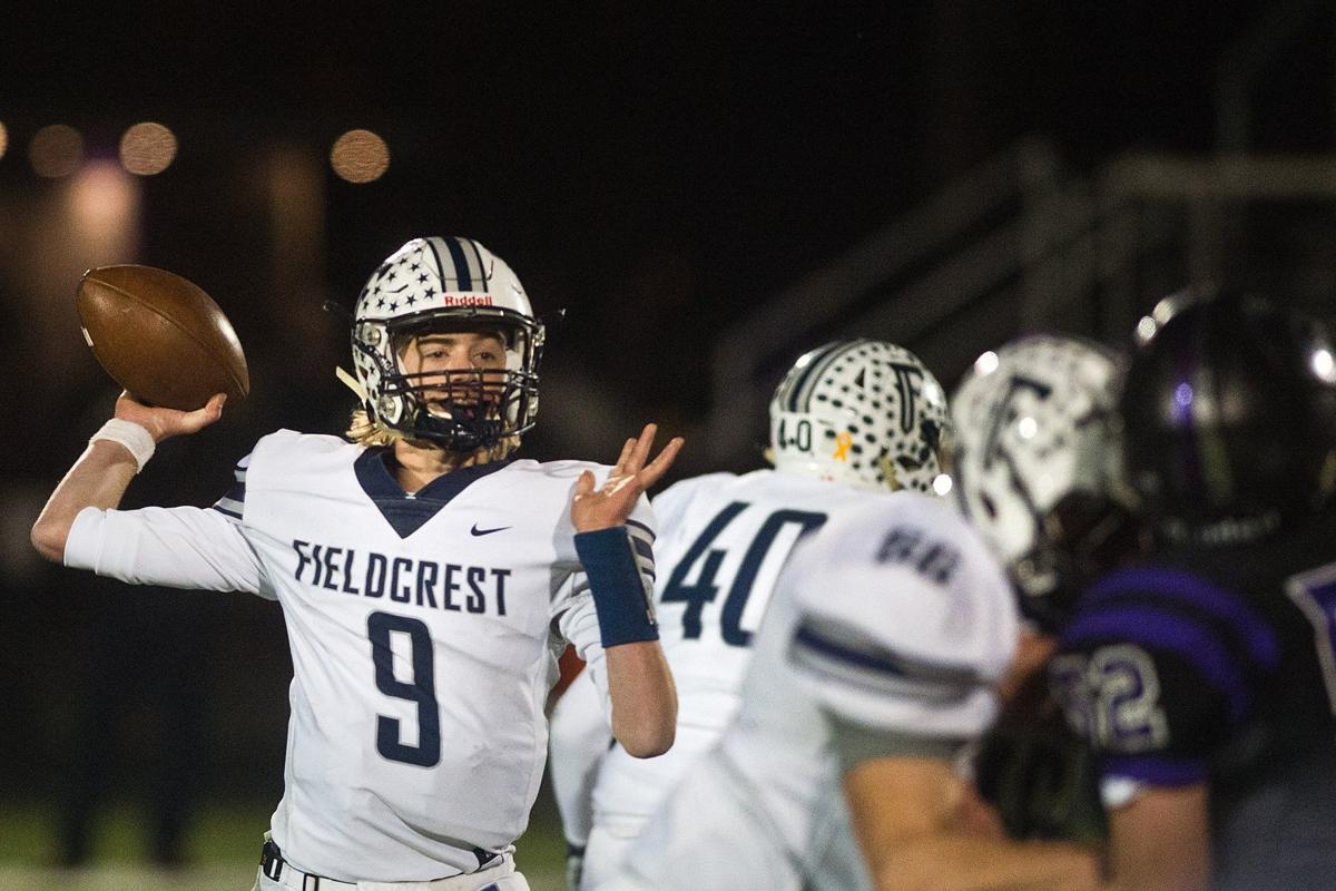 Here S A Roundup Of Pantagraph Area Football Games From Friday