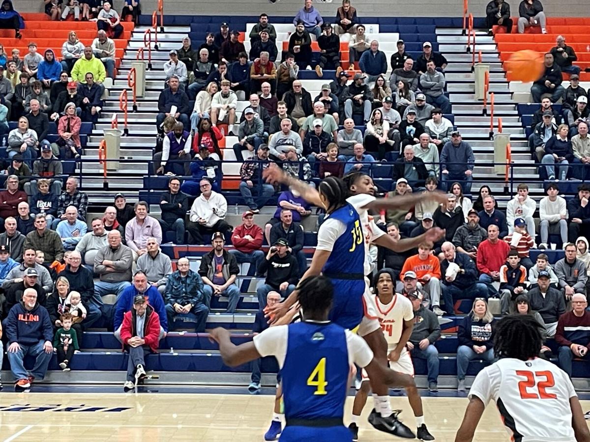 Holiday tournament takeaways from around the BloomingtonNormal area
