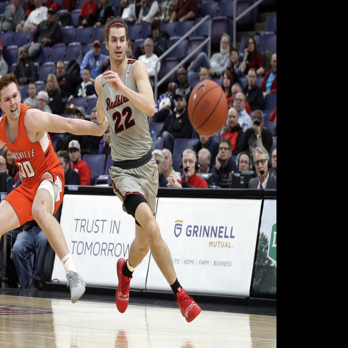 Isu S Chastain To Miss 4 6 Weeks With Broken Hand Illinois State