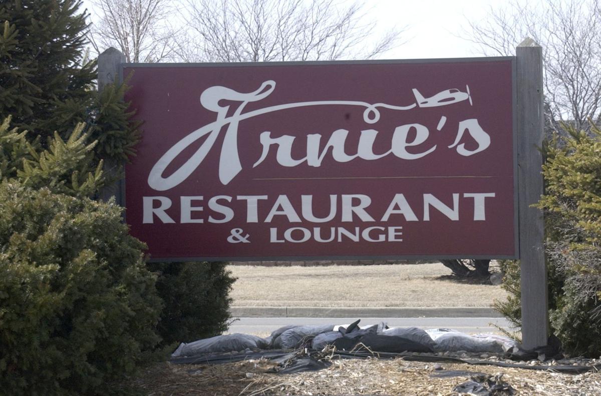 ARNIE'S