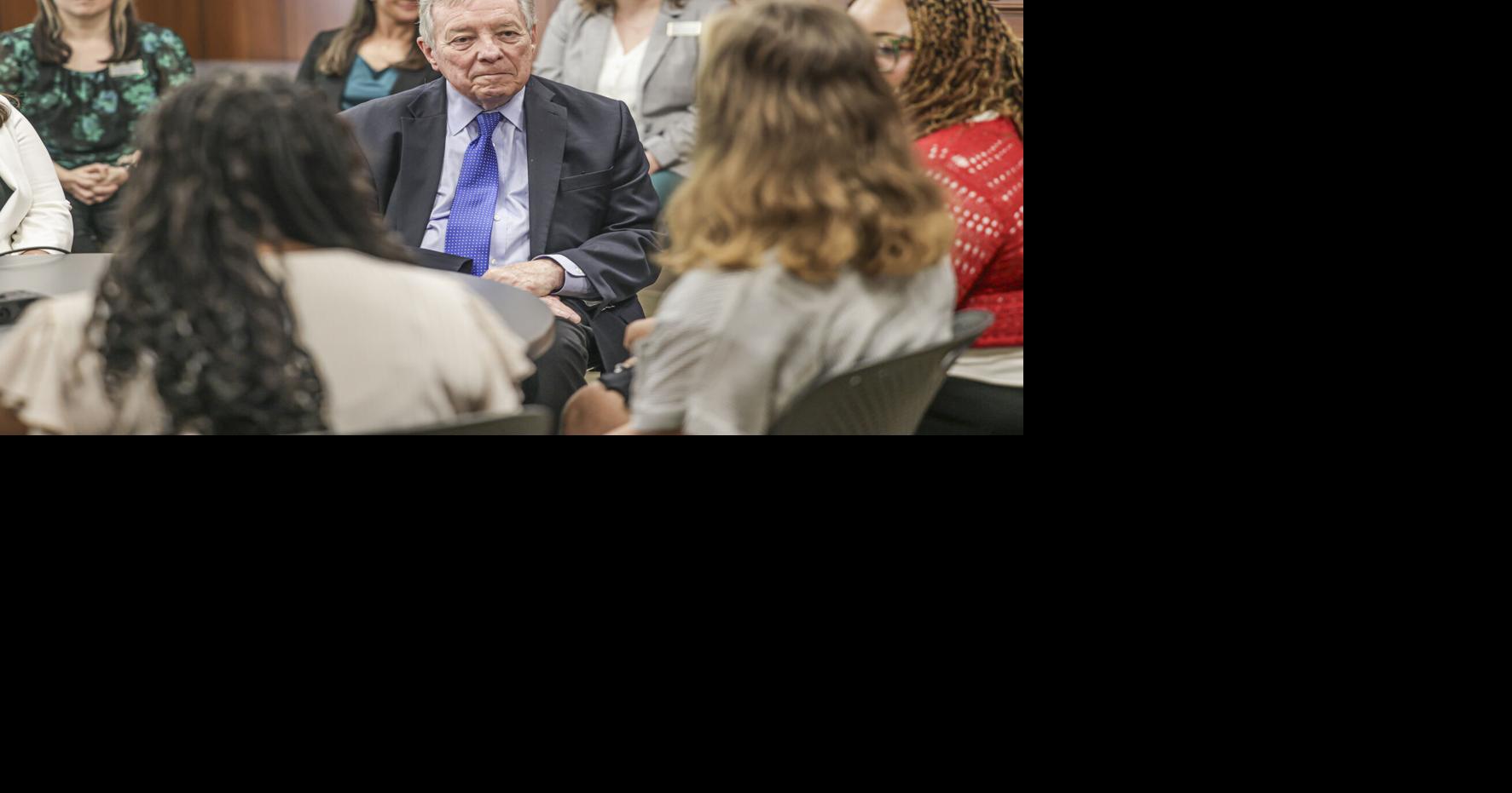 Durbin hears from Illinois Wesleyan students benefitting from nursing investment
