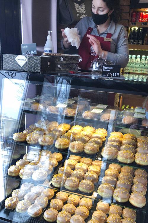 Bloomington-Normal readies for Paczki Day, Fat Tuesday | Food and Cooking | pantagraph.com