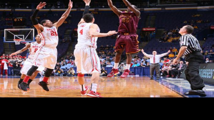 Valley Roundup Loyola S Doyle Beats Buzzer Bradley Men S College Basketball Pantagraph Com