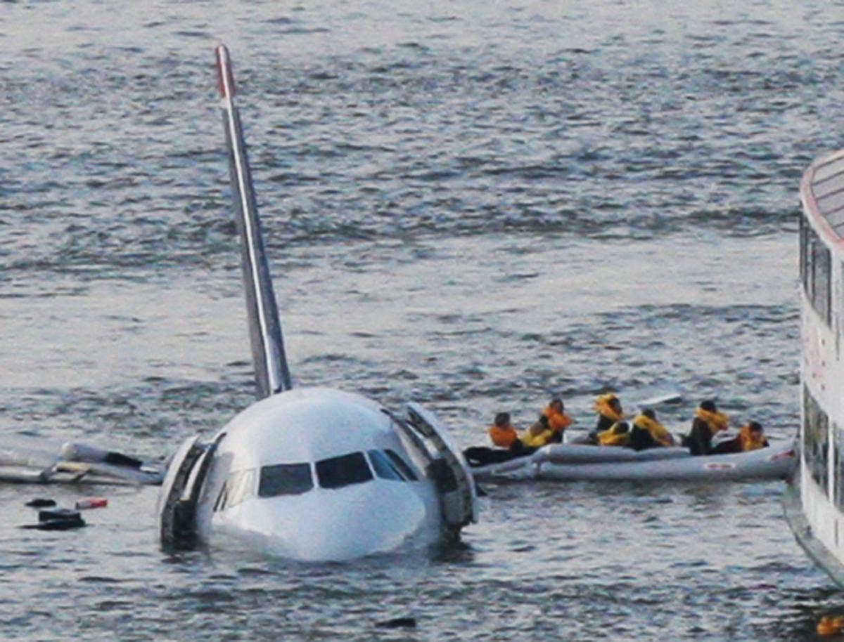 Photos: Plane crash in Hudson River, 2009 | National News | pantagraph.com