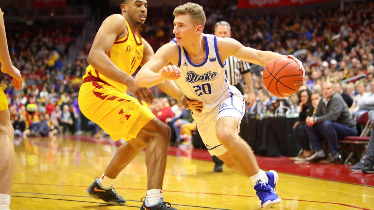 Former Central Catholic Star Nick Norton Signs With Lakers G