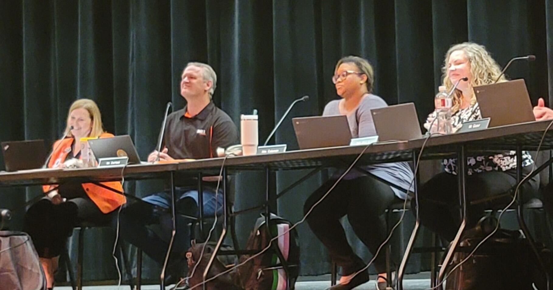 McLean County Unit 5 touts revenue increases in amending budget - Vimarsana News