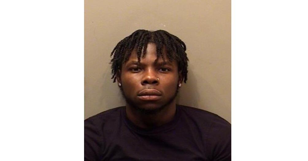 Chicago man charged after traffic stop yields meth, gun