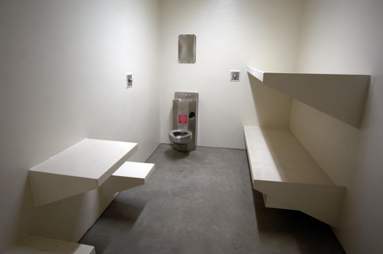 090918-blm-loc-7jail