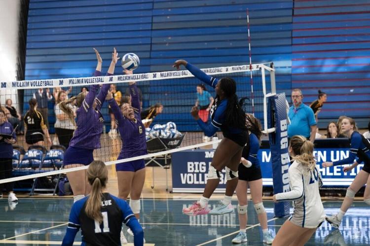 Big Blue Swept by Thunder in CCIW Matchup