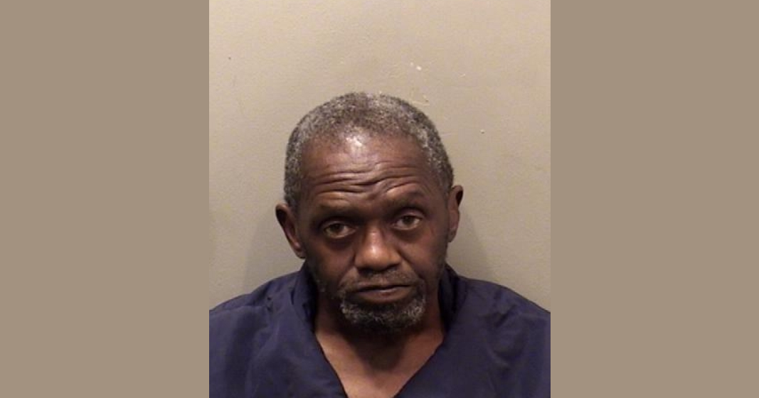 Bloomington man charged with burglary, trespassing and theft