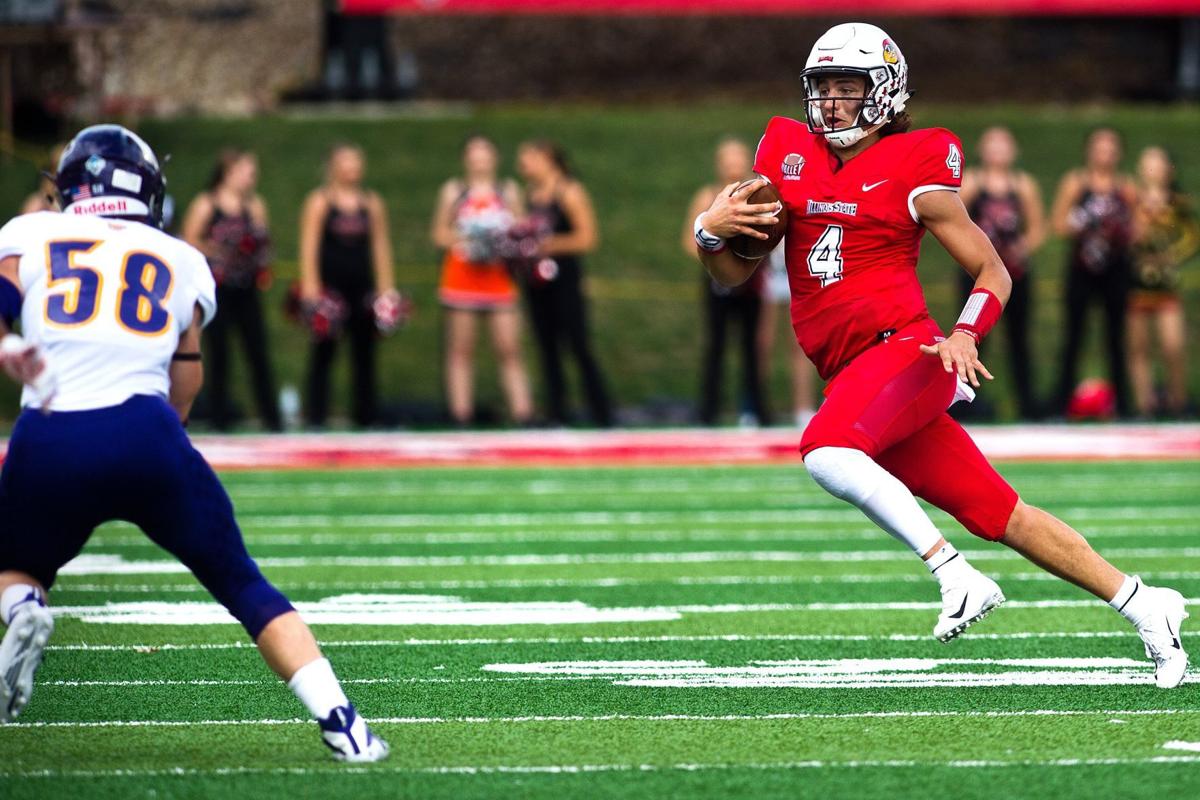 James Robinson, line help Illinois State chew up the clock after losing QB Brady  Davis to knee injury