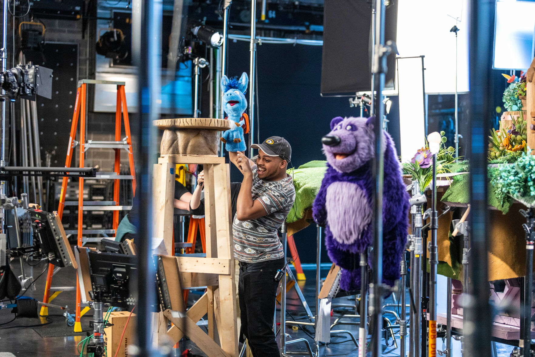 Bloomington dad puppetry pro debuting role on PBS children s show