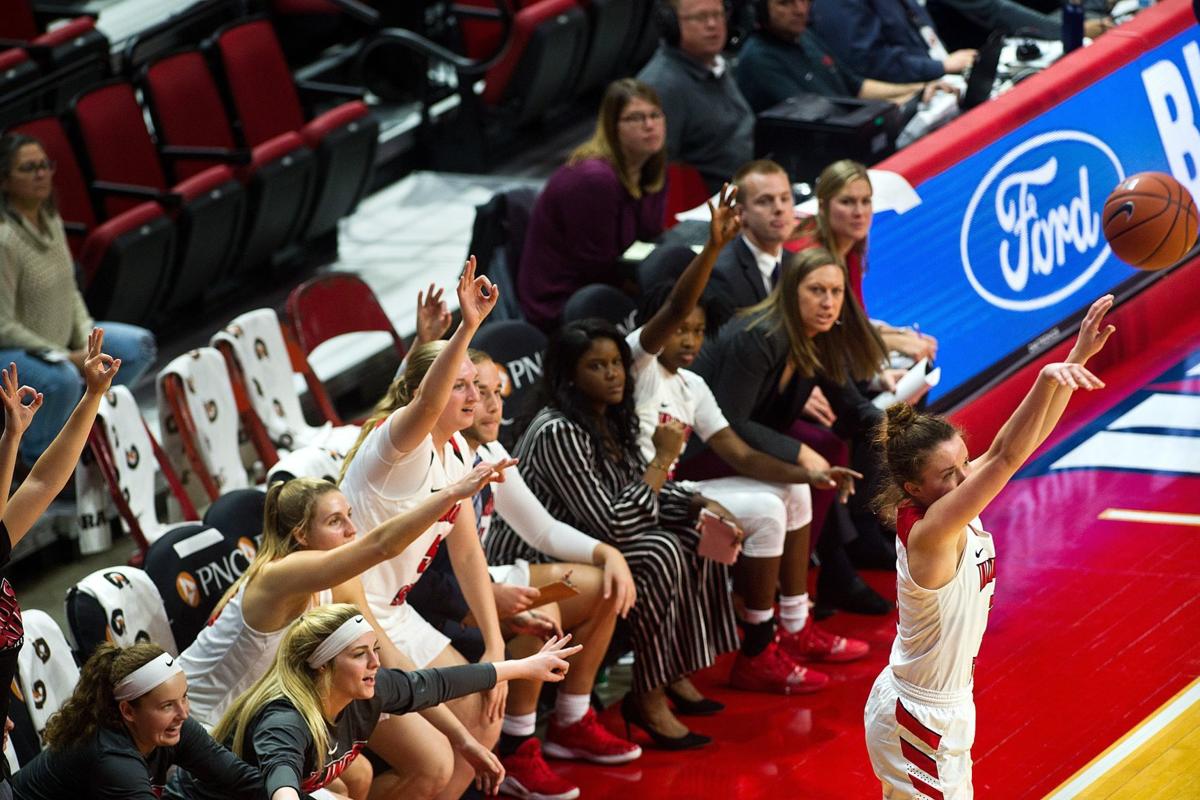 Mary Crompton On Target From 3 As Illinois State S Women S