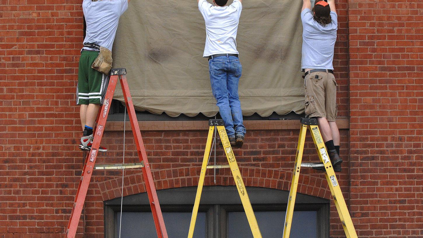 Three Hangers On Pantagraphcom Three Hangers On Pantagraphcom