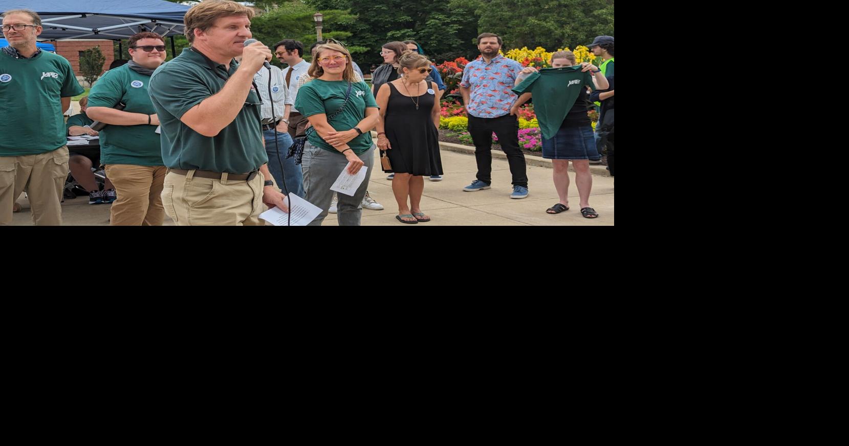 Illinois State University faculty consider union