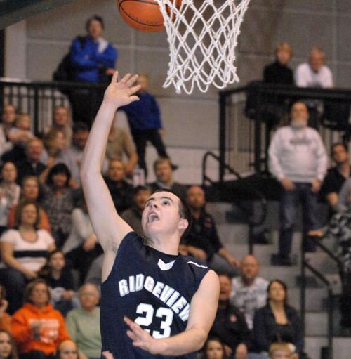 Ridgeview S Retooled Roster Gets In The Game For 6 0 Start High School Boys Basketball Pantagraph Com