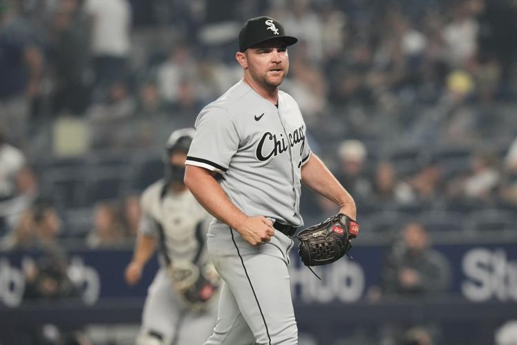 Column: Chicago White Sox's ugly season could get even uglier if Liam  Hendriks is out for long
