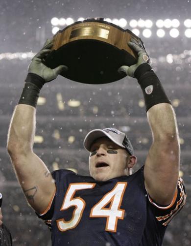 Brian Urlacher Chicago Bears Editorial Image - Image of football