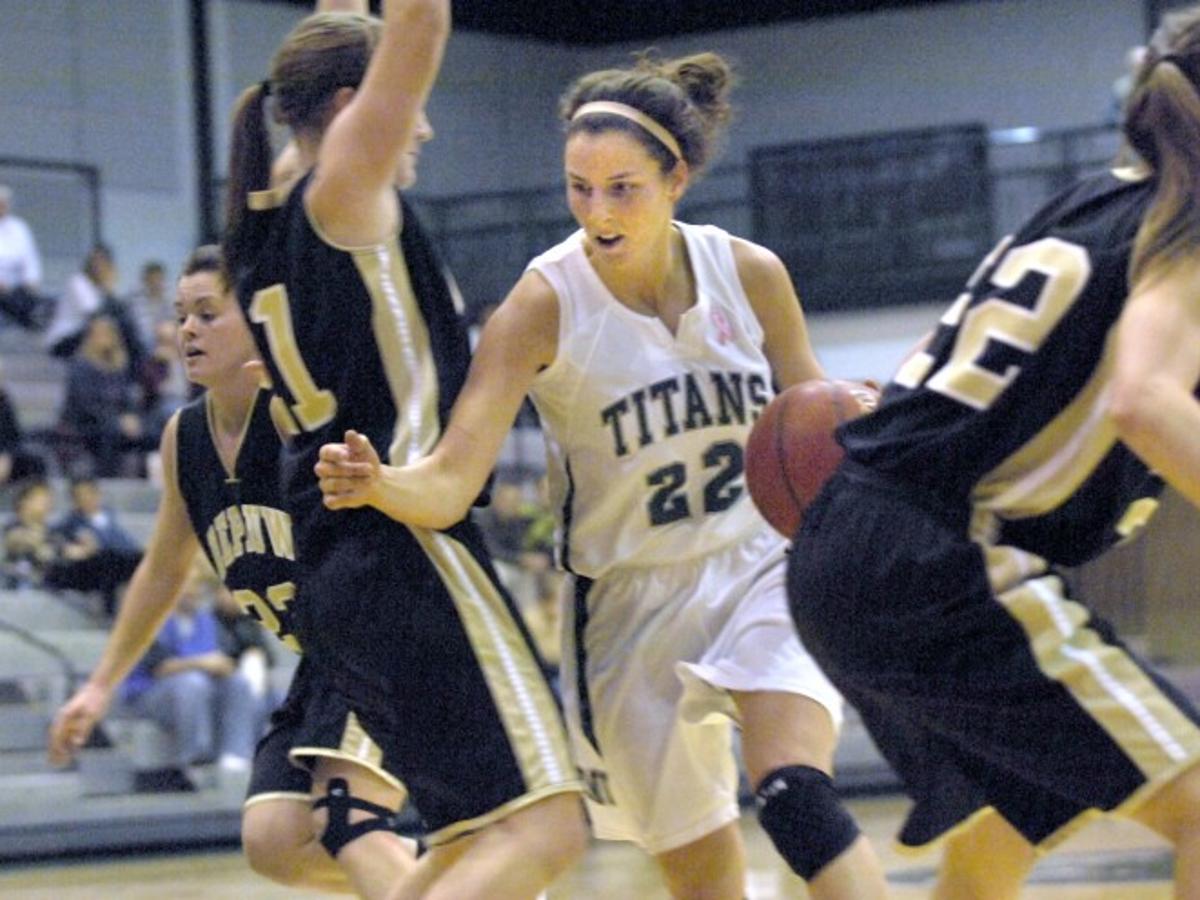 Depauw Routs Iwu For Tourney Title Women S College Basketball