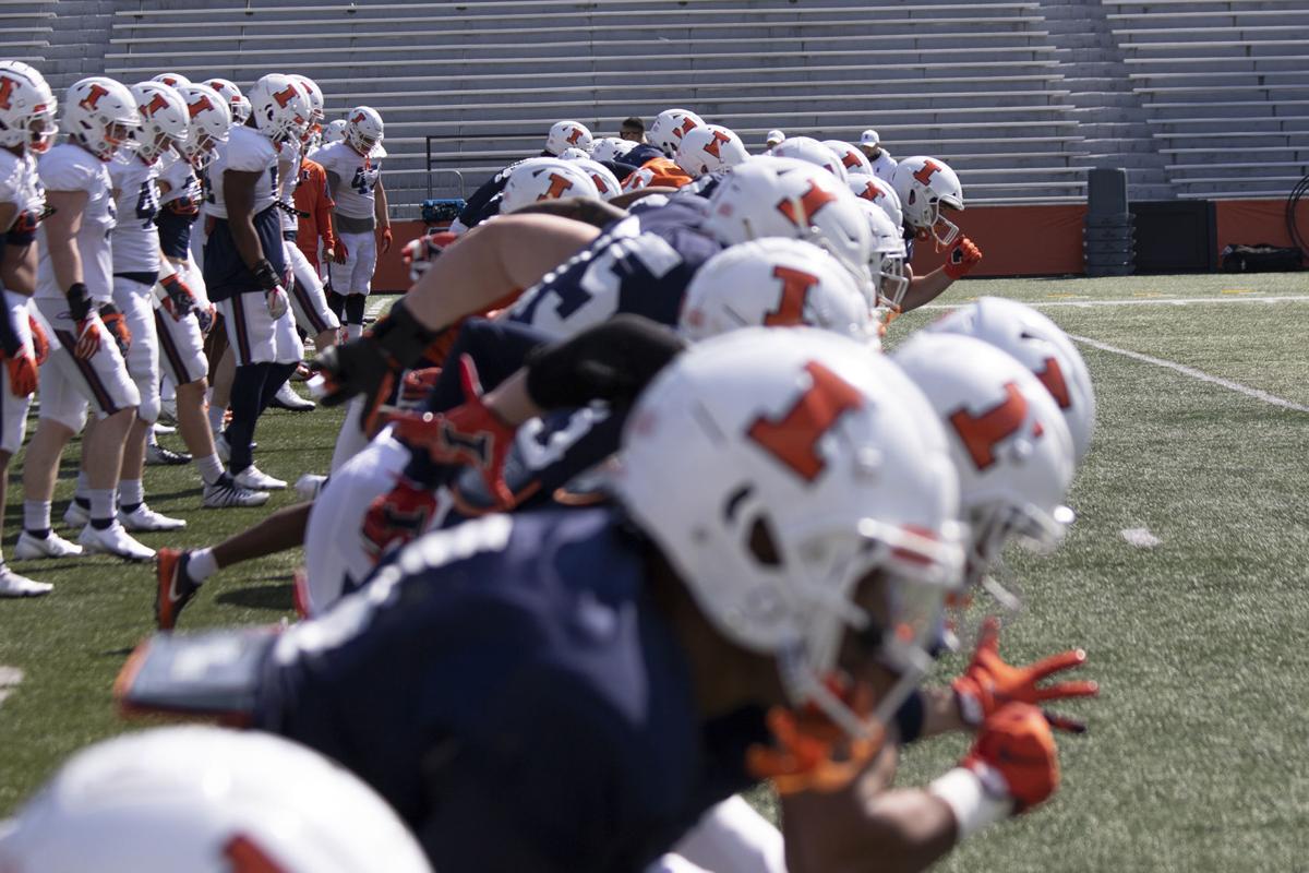 Watch Now Illinois Football Ready For Their Close Up At Nationally Televised Orange And Blue Spring Game College Football Pantagraph Com Watch Now Illinois Football Ready For Their Close Up At Nationally Televised Orange And Blue Spring Game College Football Pantagraph Com