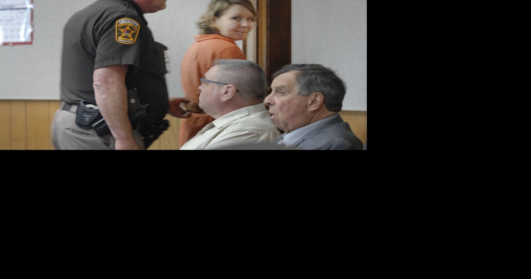 Bloomington woman reaches plea deal in husband's stabbing death