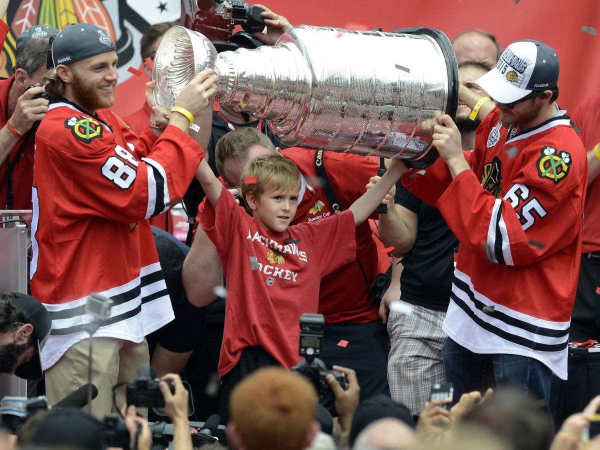 After championship hat trick, Chicago celebrates Blackhawks Chicago
