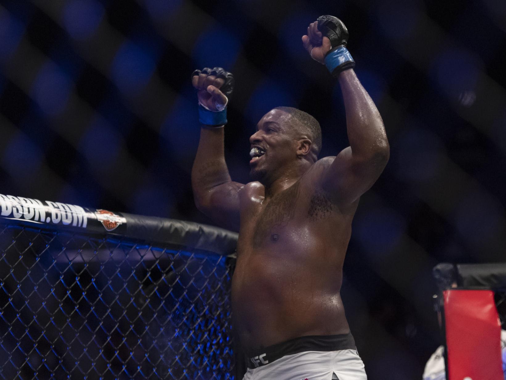 Walt Harris Loses 1st Ufc Fight Since Stepdaughter S Death