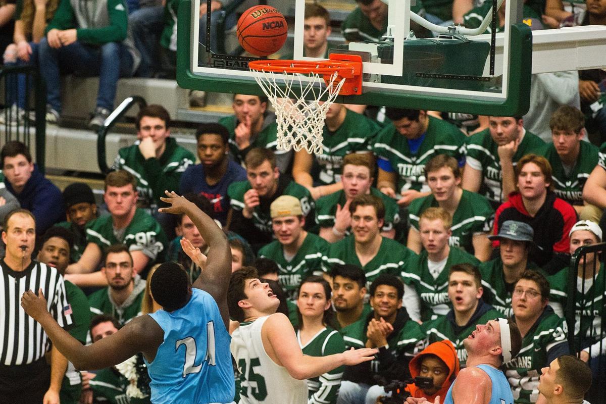 Iwu Rallies For Senior Night Win Over Elmhurst Men S College