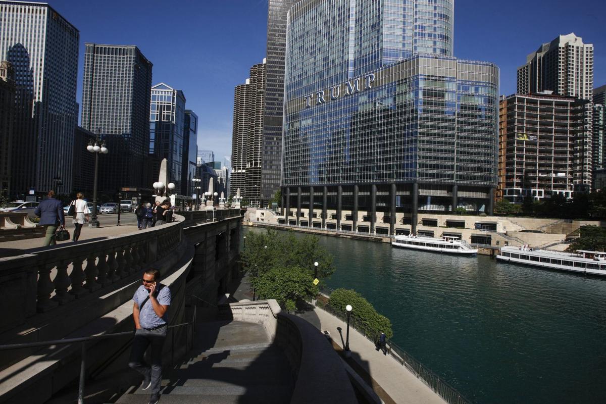 US-NEWS-JUDGE-RULES-TRUMP-HOTEL-IN-1-TB.jpg