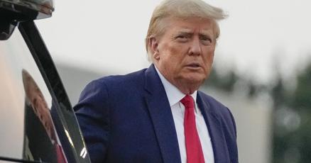Georgia election case prosecutors cite fairness in urging 1 trial for Trump 18 other defendants Georgia election case prosecutors cite fairness in urging 1 trial for Trump 18 other defendants