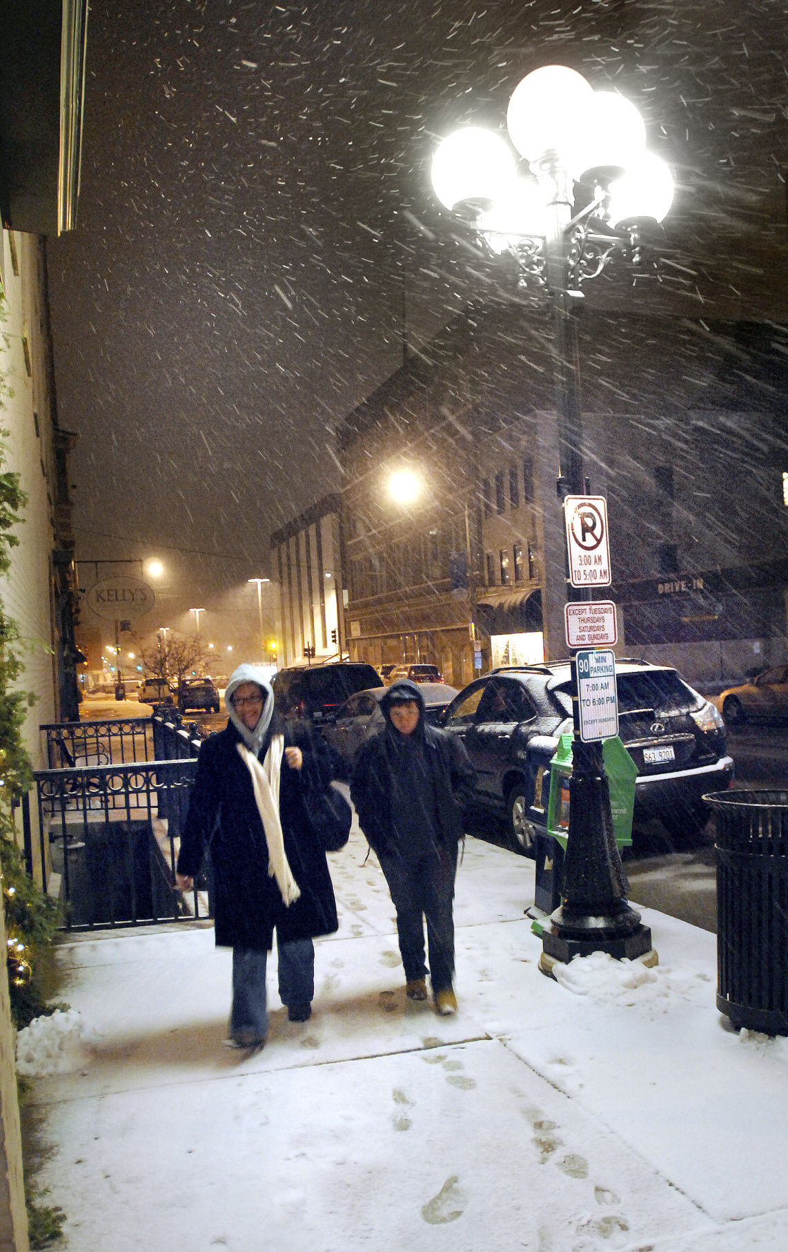 Snowfall in downtown Bloomington